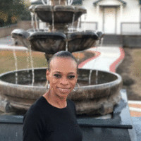 Phlessia Walker