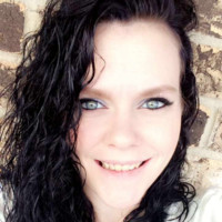 Samantha Hayes
