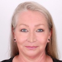 Josee De Bruin
