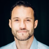Dr Gareth Davies (Gruff)