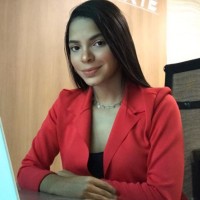 Thais Marques De Santana