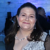 Teresa Neves