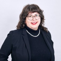 Phoebe Warren