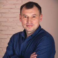 Константин Емельянов