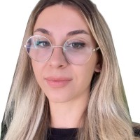 Ceren Özel