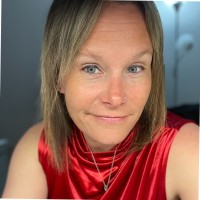 Maggie Currie