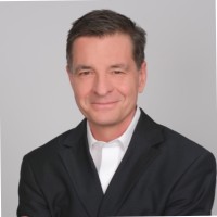 Steve Strong
