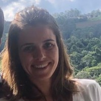 Ana Carolina Lage de Paula Leite