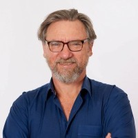 Peter Lewis