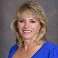 Vicki Stolz
