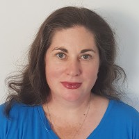 Nicole Bayliss (Lacey)