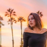 Gloria Glow