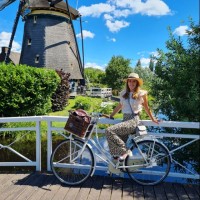 Liselotte Theisens
