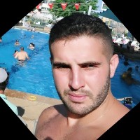 Daniel Ezra