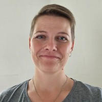 Lonni Hovaldt Holm