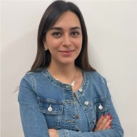 Andrea Arenas
