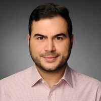 Nihat Akarslan