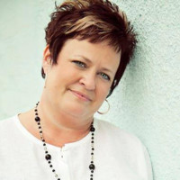 Lynn E.