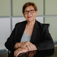 Teresita Lusterio