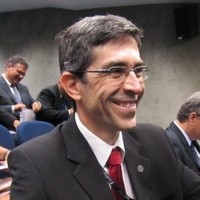 Carlos Augusto De Melo Ferraz