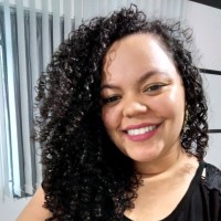 Raquel Souza Tré