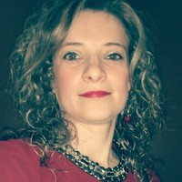 Monica Santos Santos