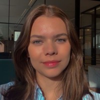 Isabel Oei
