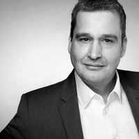Dr. Olaf Nielinger