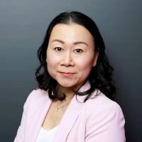 Gina T.