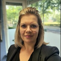 Liz Van der Linden LL.M.