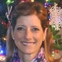 Lora Reynolds