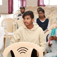 Lokesh R