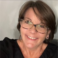 Tawnia Holdren