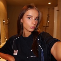 Isabelle Van Helden