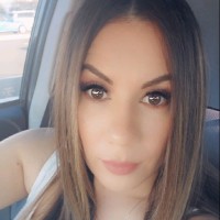 Claudia Flores