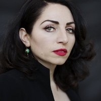 Nazmiye Oral