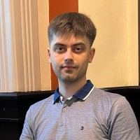 Alexander Lisyatnikov