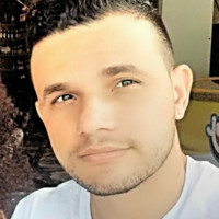 Ueslen Aparecido da Silva Soares