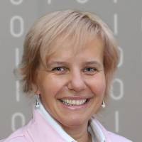 Mateja Podlogar
