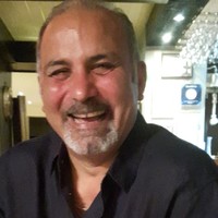Robert Vella