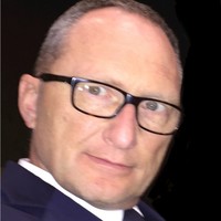 Dr. Frank Neuscheler