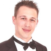 Simon Warren