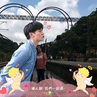 周婕希