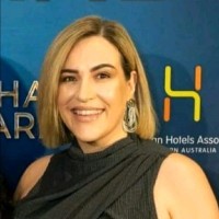 Pamela Menezes