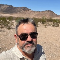 Dr Julian Stephens