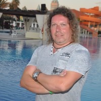 Kris Van Leuffelen