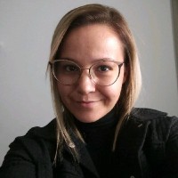 Fruzsina Szabo
