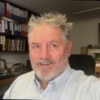 Simon Warren