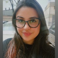 Juliana Genova
