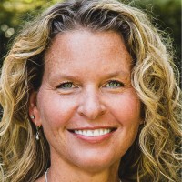 Lori Ezell